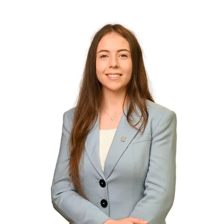 Bianca - Contabil Junior