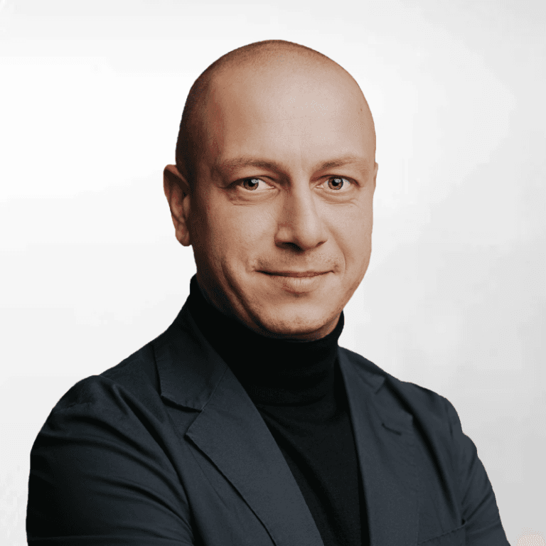 Răzvan - Manager Operațional